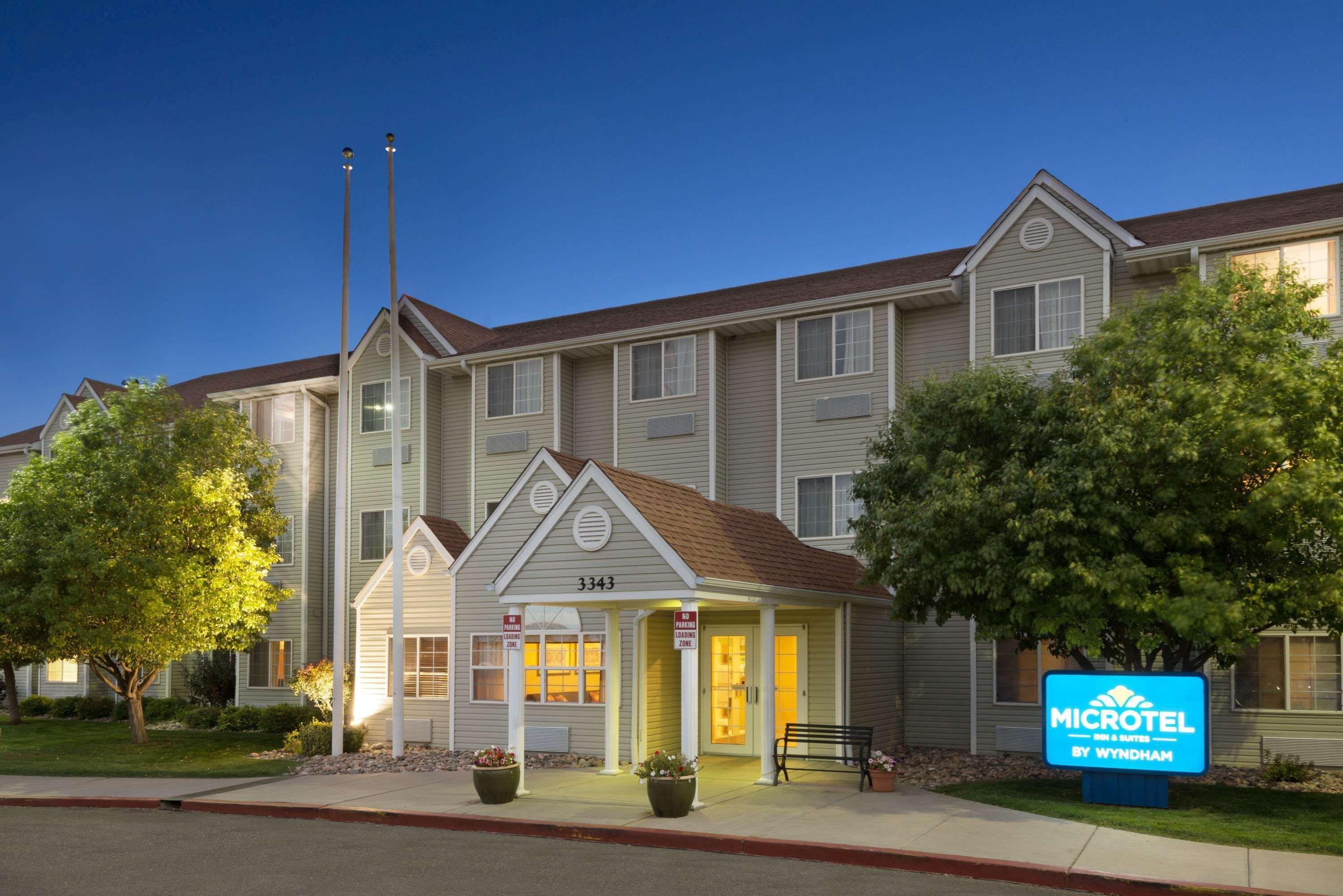 Microtel Inn And Suites Pueblo Exterior photo